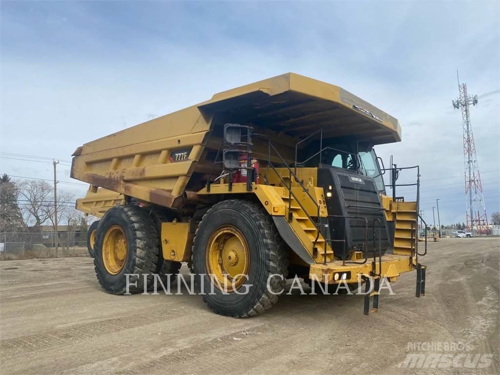 CAT 777F Dumper - Knickgelenk