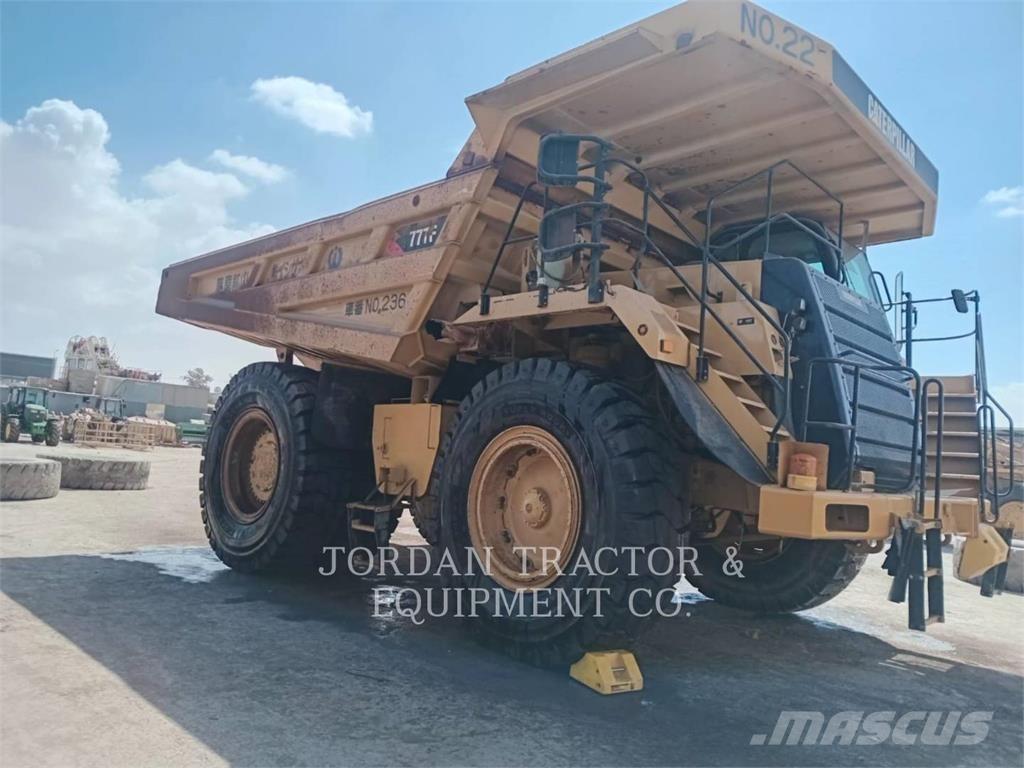CAT 777F Dumper - Knickgelenk