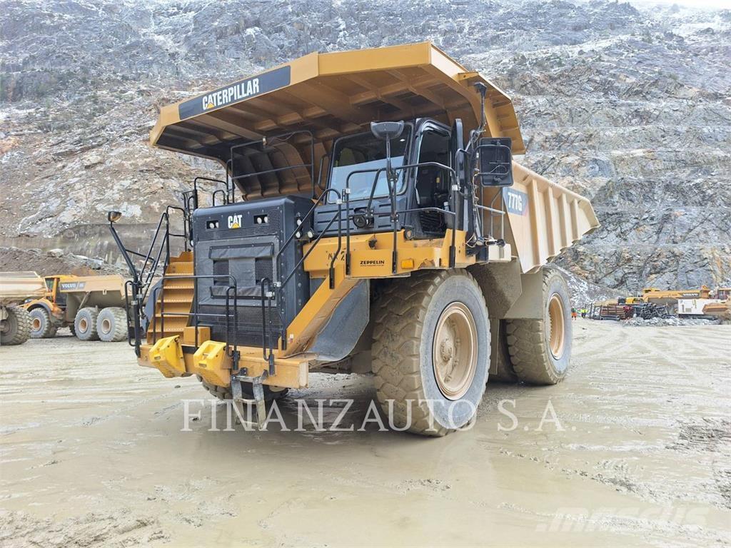 CAT 777G Dumper - Knickgelenk