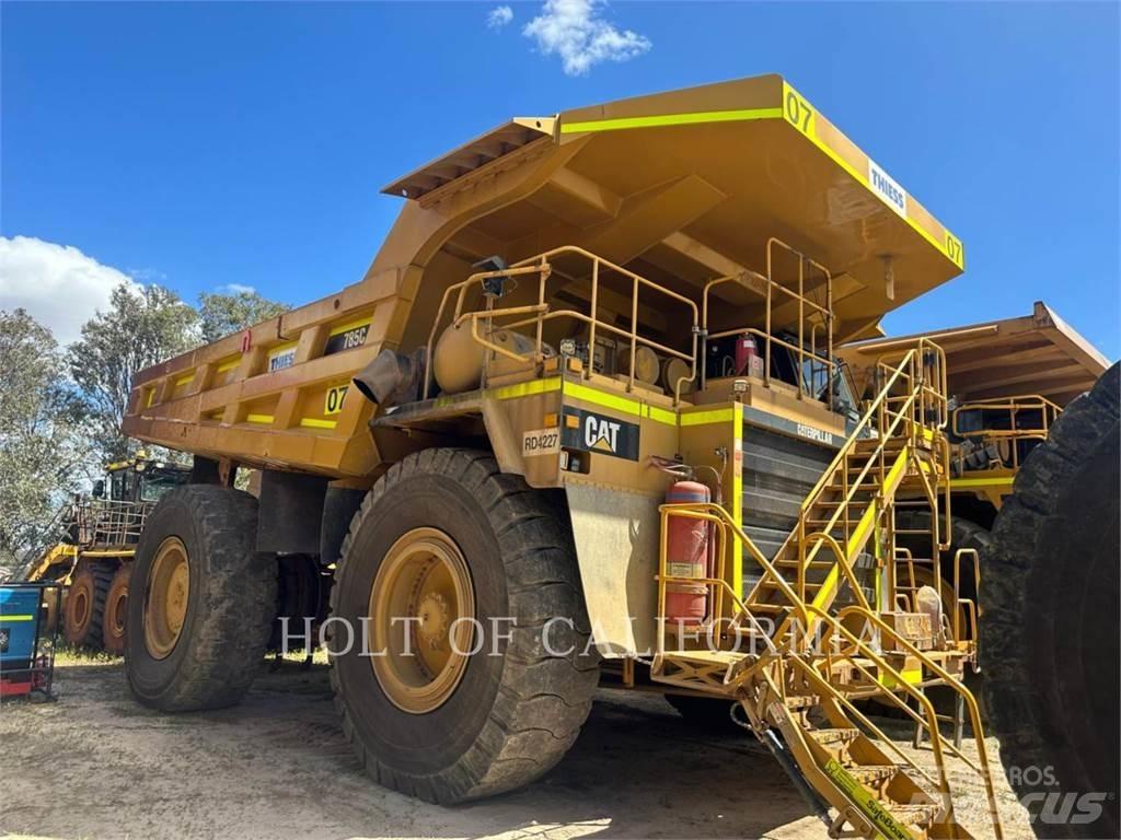 CAT 785D Dumper - Knickgelenk