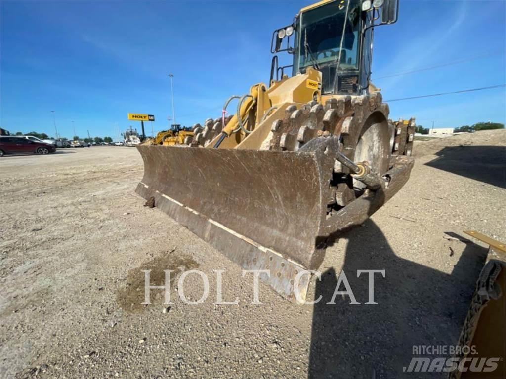 CAT 815F Erdbauwalzen