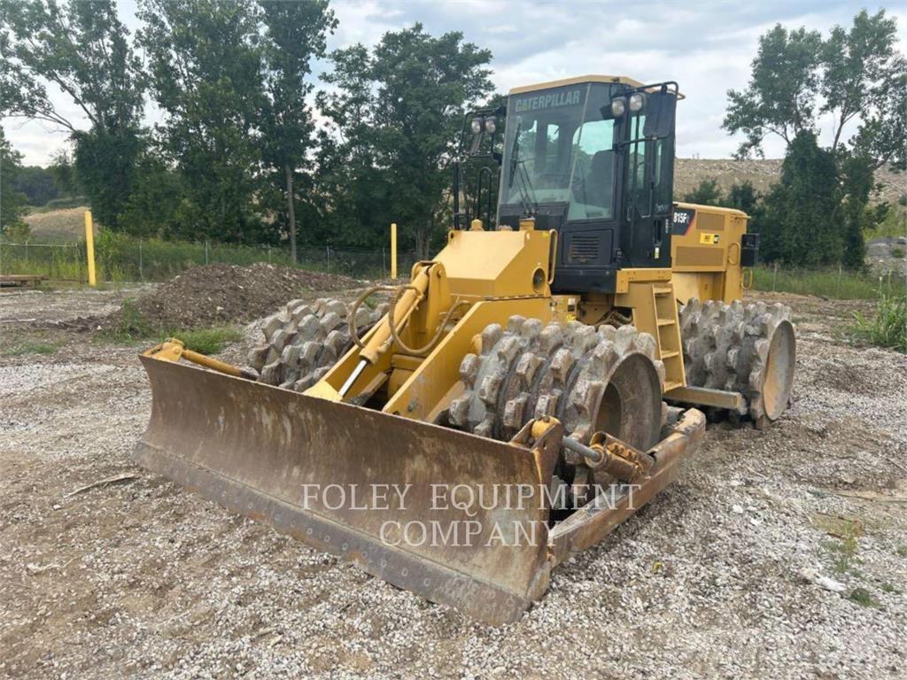 CAT 815F2 Erdbauwalzen