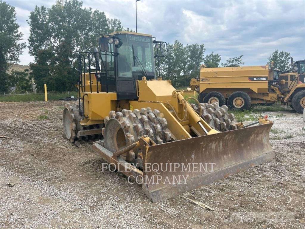 CAT 815F2 Erdbauwalzen