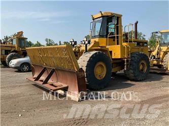 CAT 824C Radlader