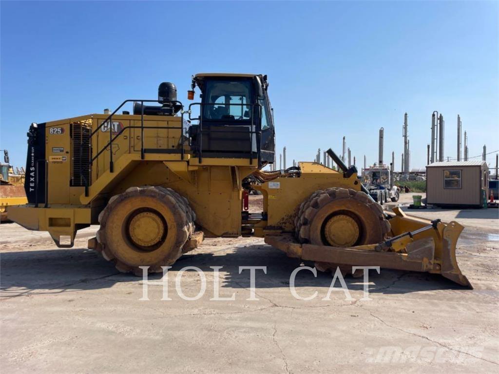 CAT 825 Erdbauwalzen