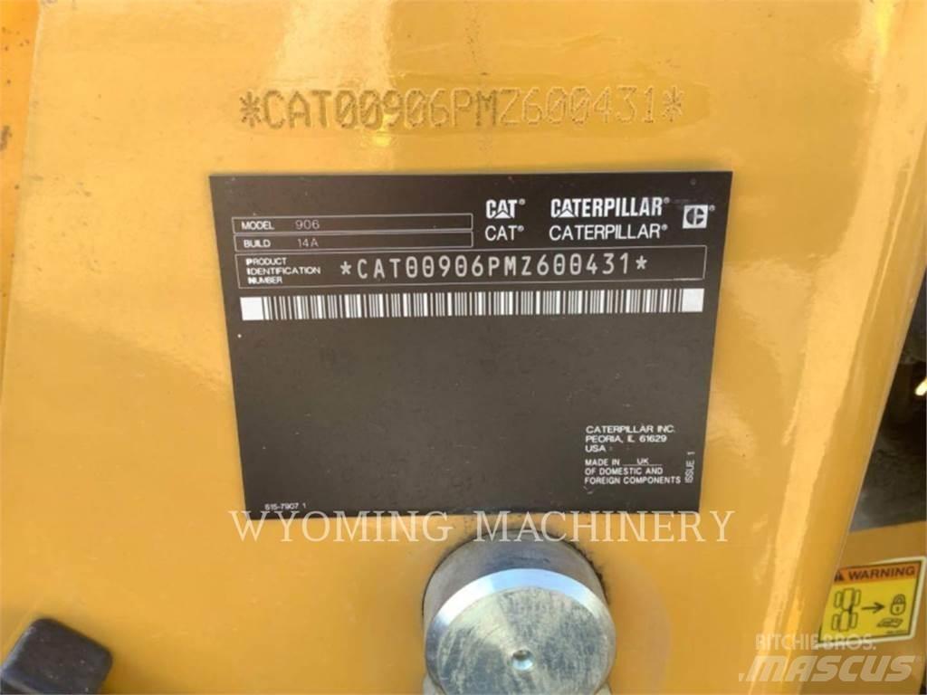 CAT 906 Radlader