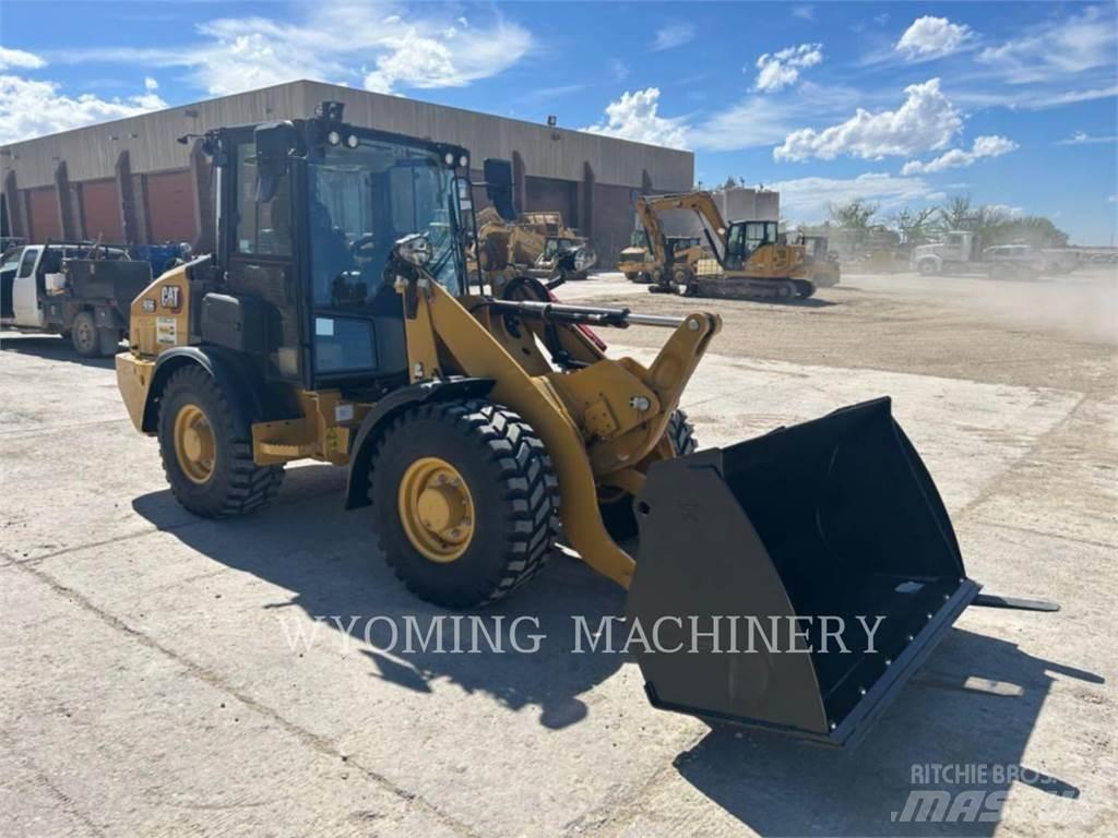 CAT 906 Radlader