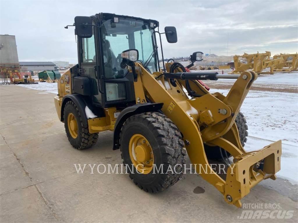 CAT 906 Radlader