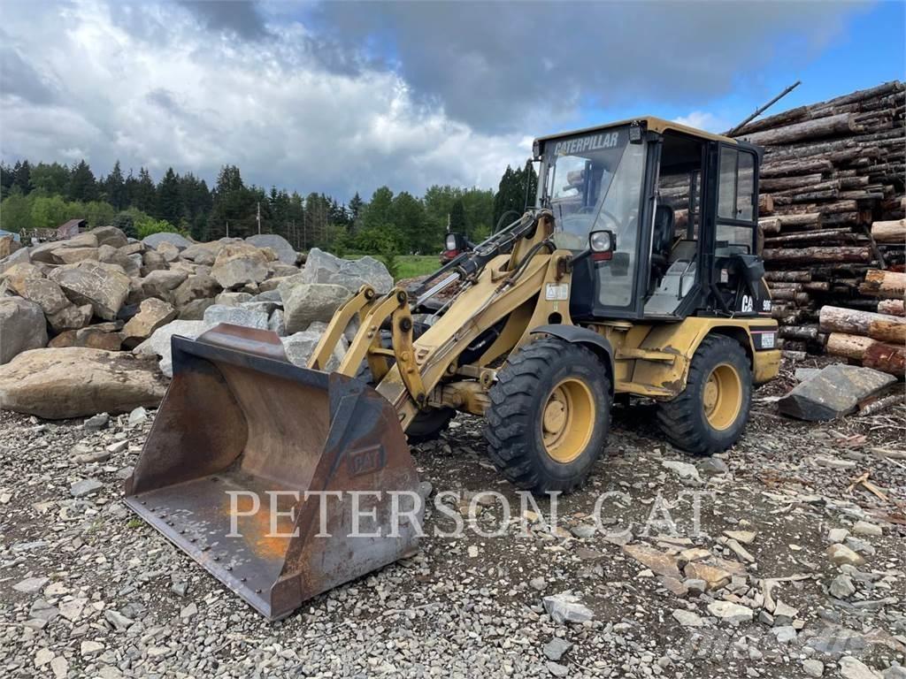CAT 906 Radlader