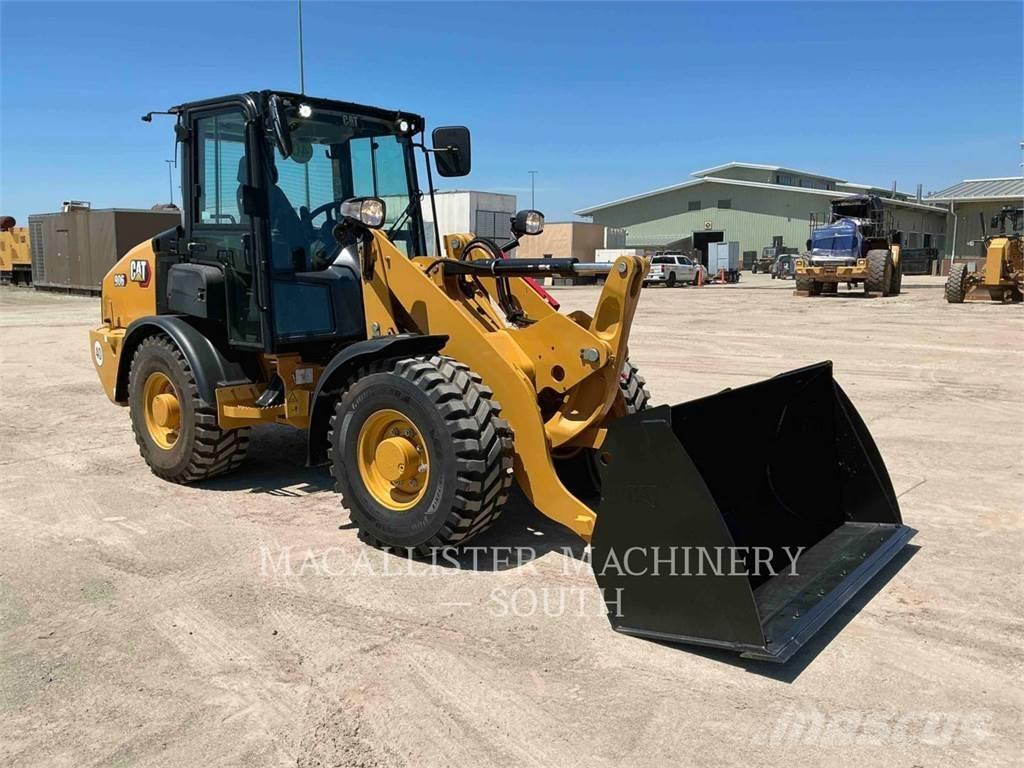 CAT 906 Radlader