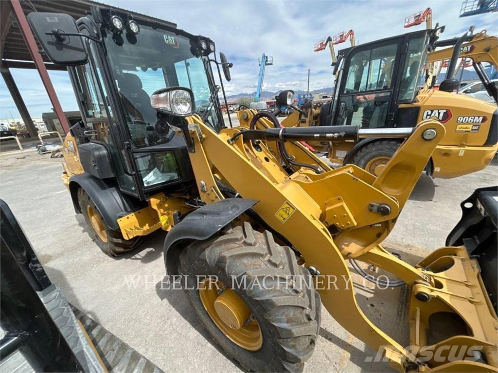 CAT 906 Radlader