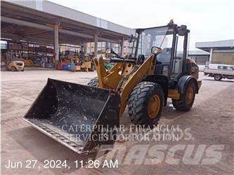 CAT 906K Radlader