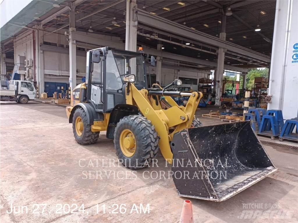 CAT 906K Radlader