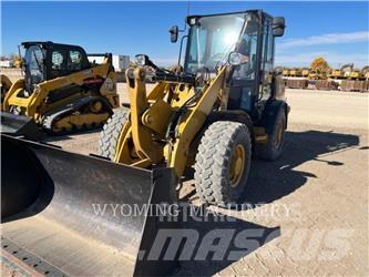 CAT 906M Radlader