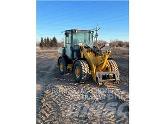 CAT 906M Radlader