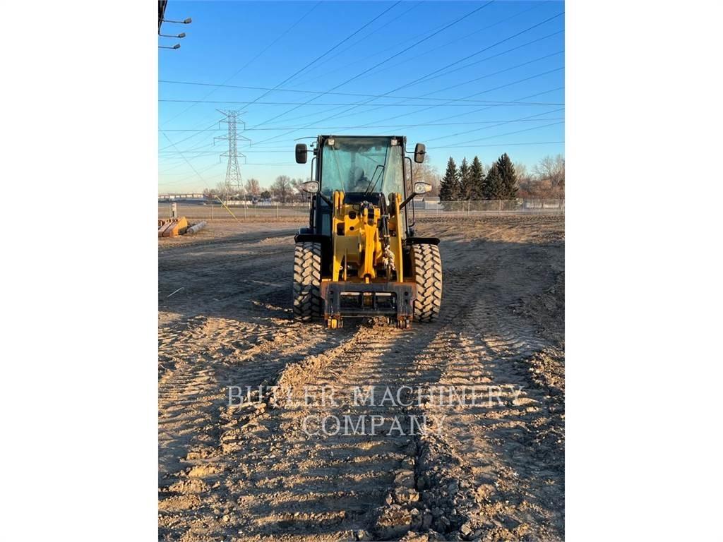 CAT 906M Radlader