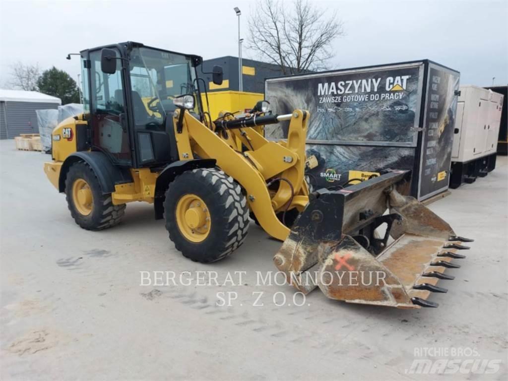 CAT 906M Radlader