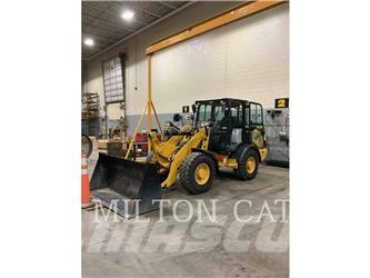 CAT 906M Radlader