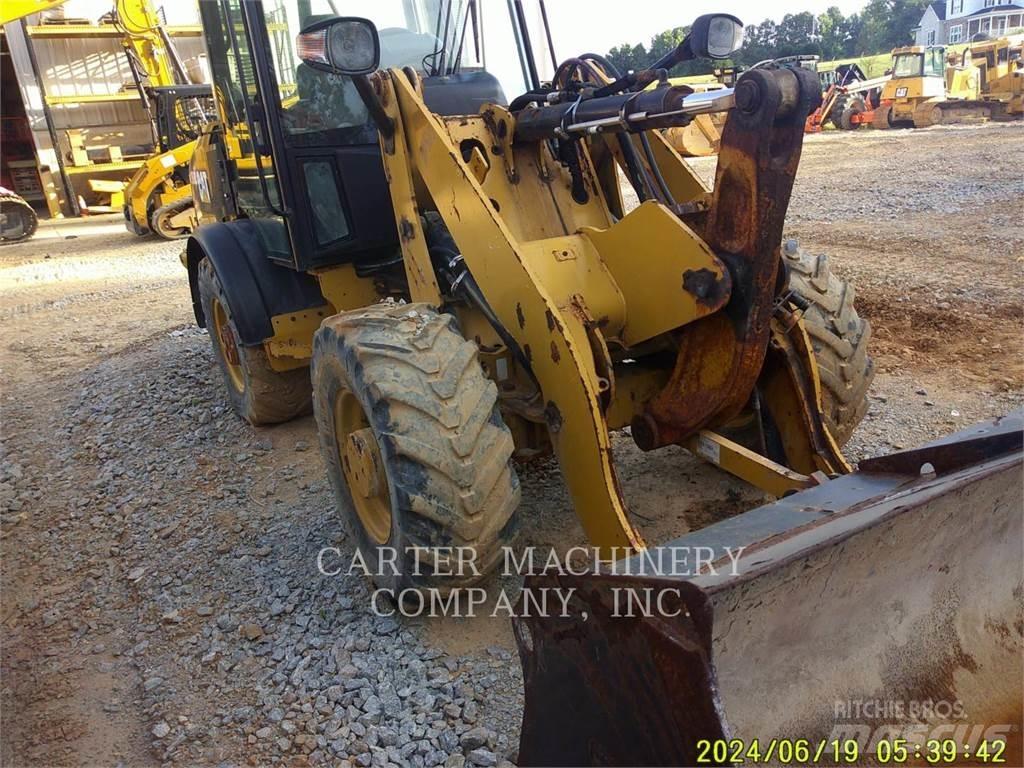 CAT 906M Radlader
