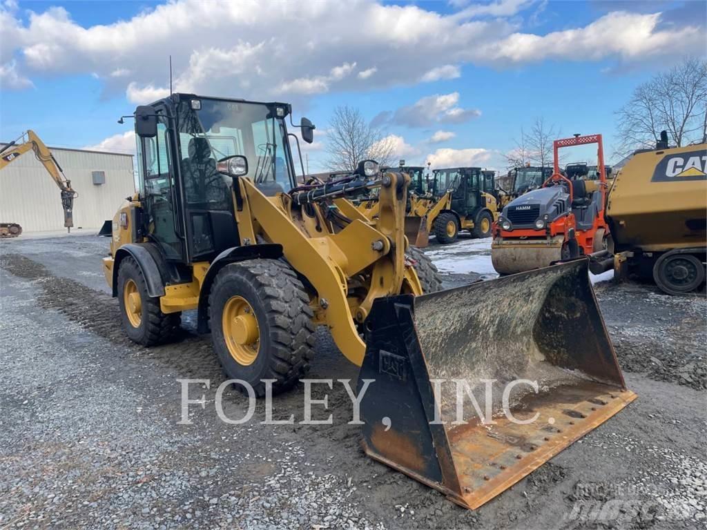 CAT 906M Radlader