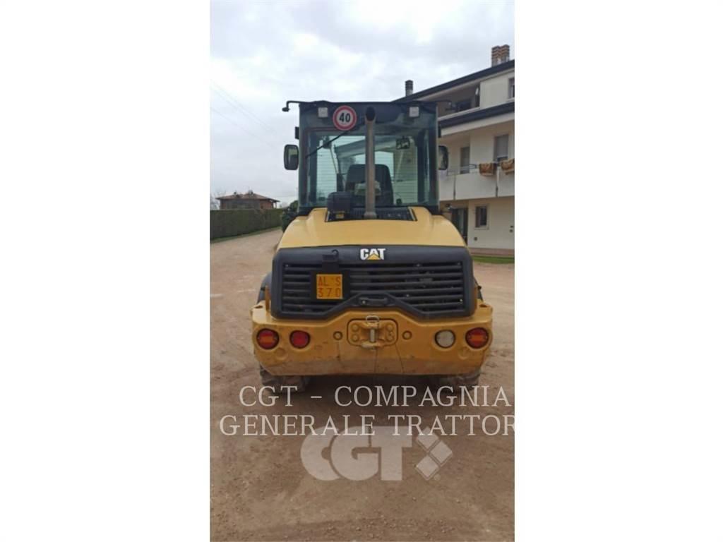 CAT 908 Radlader