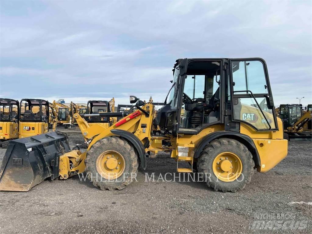 CAT 908 Radlader