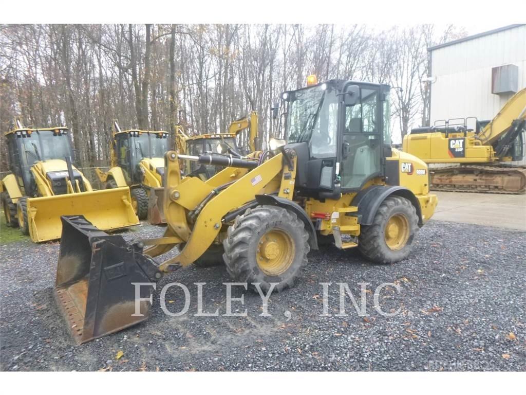 CAT 908M Radlader