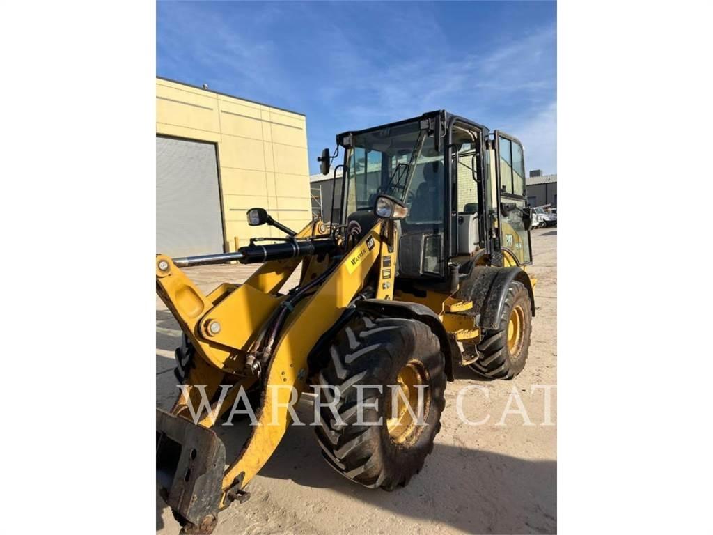 CAT 908M Radlader