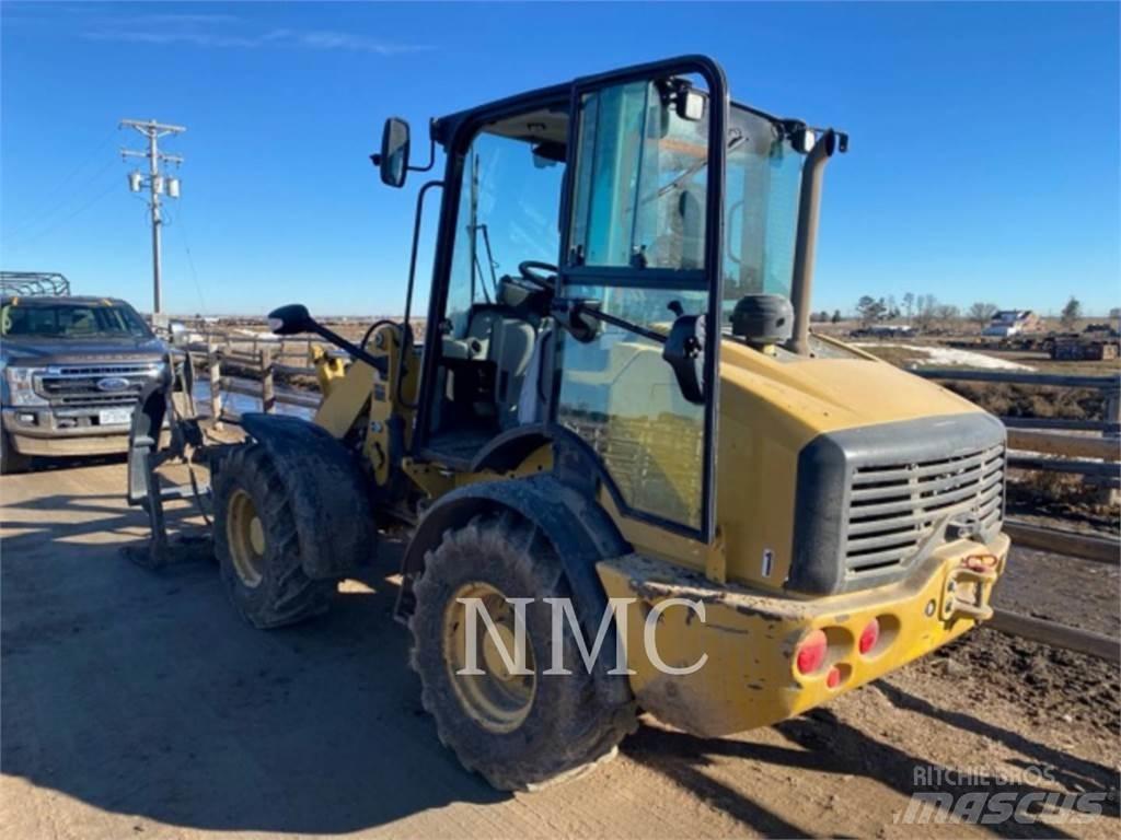 CAT 908M Radlader