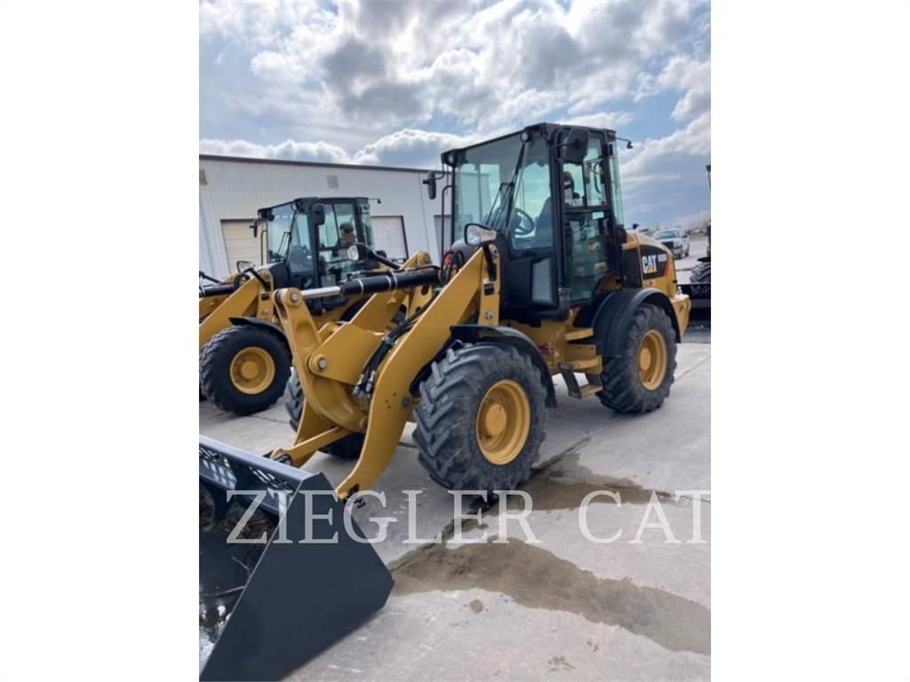CAT 908M Radlader