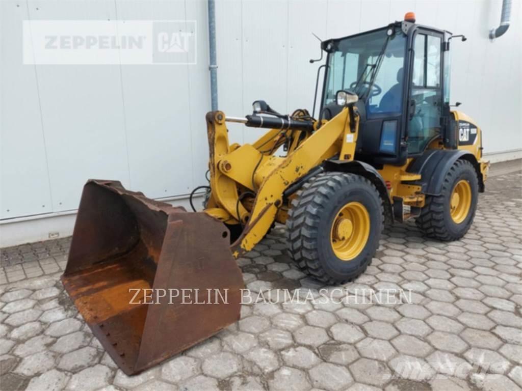 CAT 908M Radlader