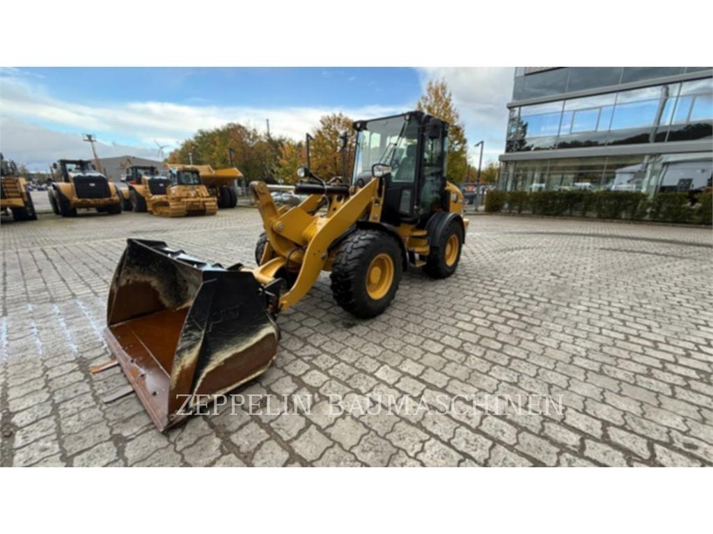 CAT 908M Radlader