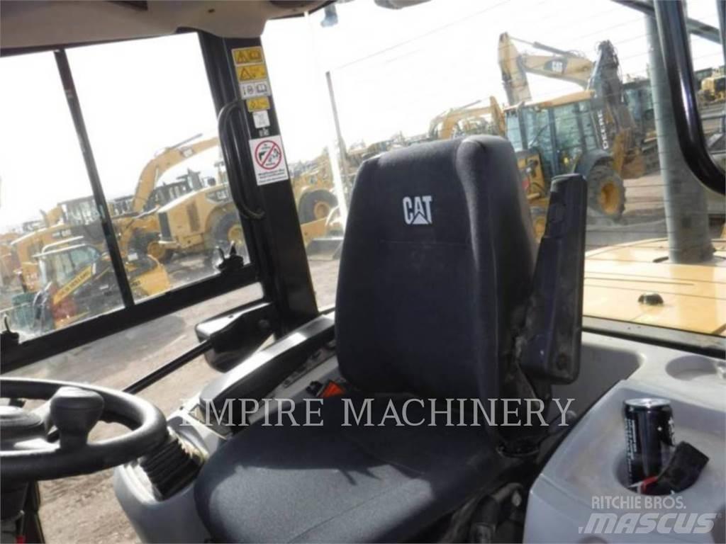 CAT 910-14 Radlader