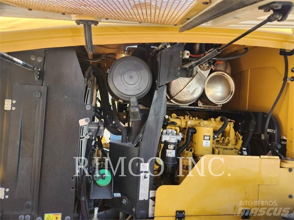 CAT 930 Radlader