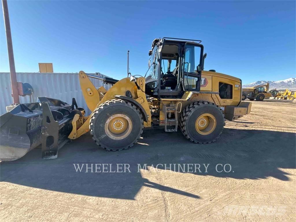 CAT 930 QC Radlader