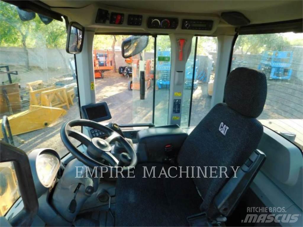 CAT 930M Radlader