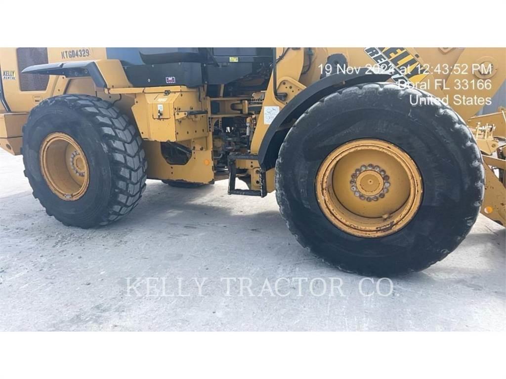 CAT 930M Radlader