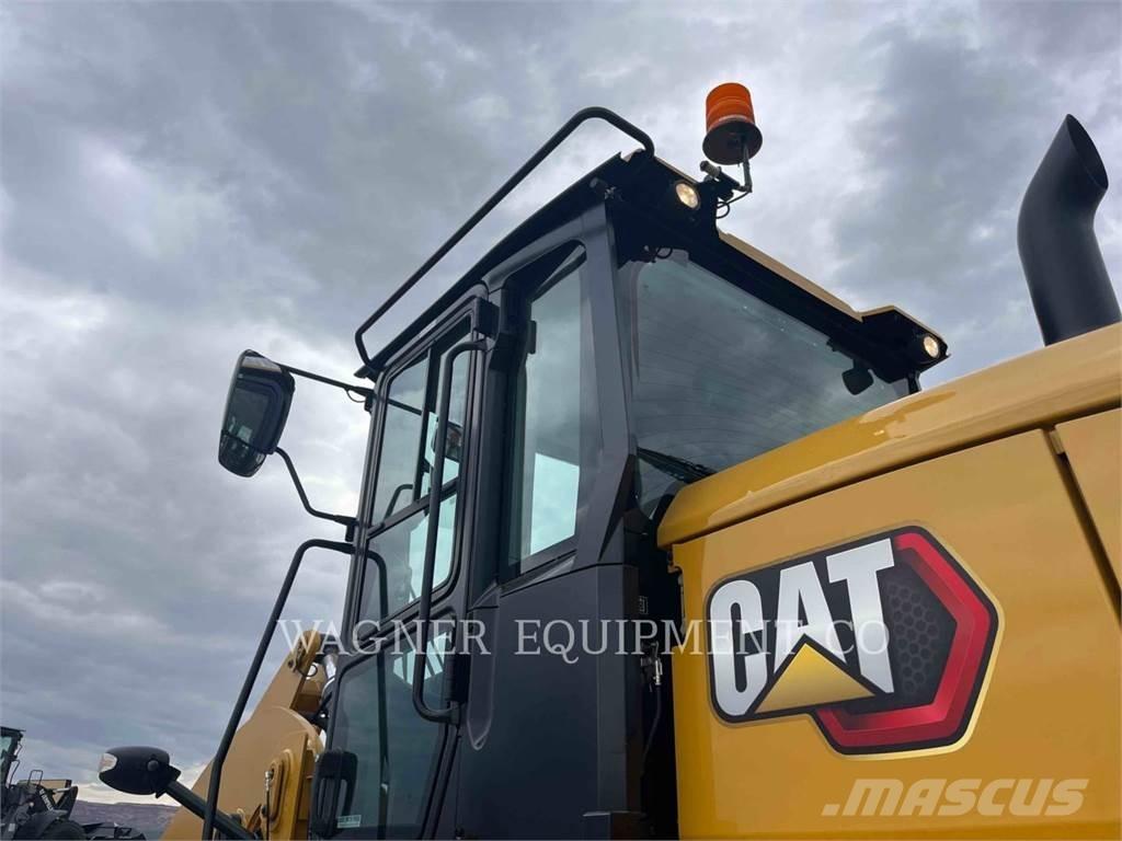 CAT 930M Radlader