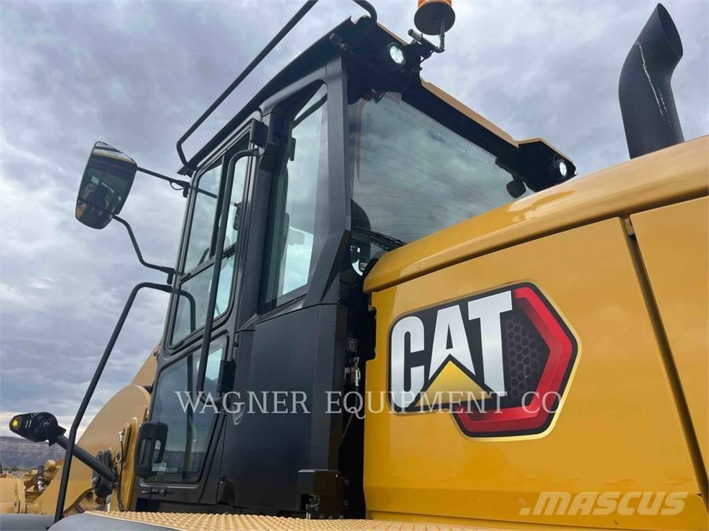 CAT 930M Radlader