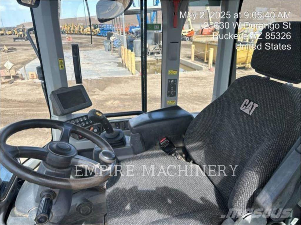 CAT 930M FC Radlader