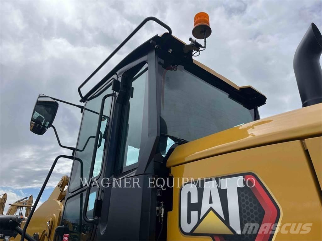 CAT 938 Radlader