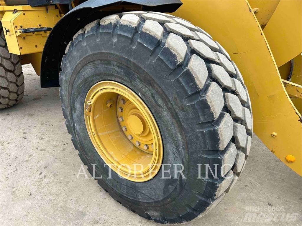 CAT 938M Radlader