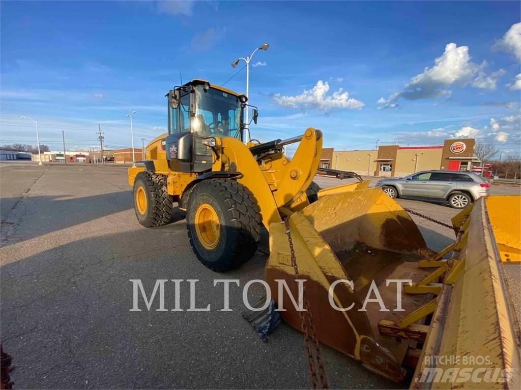 CAT 938M Radlader