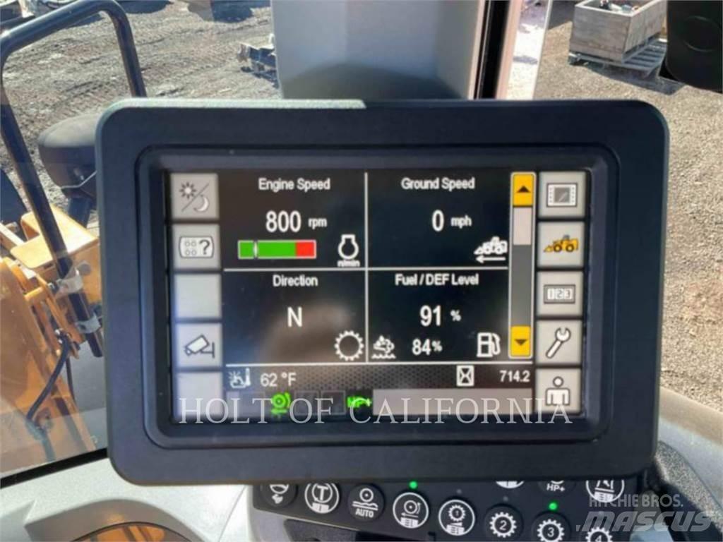CAT 938M Radlader