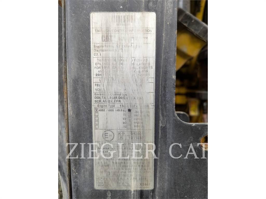 CAT 938M Radlader