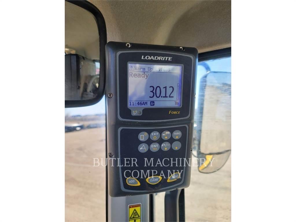 CAT 938M Radlader