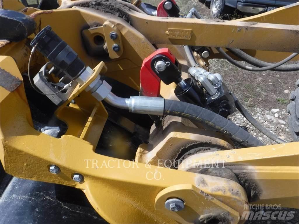 CAT 938M Radlader