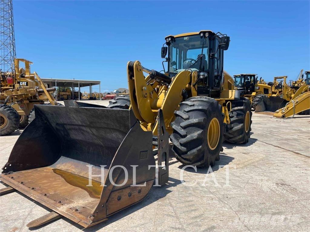 CAT 938M Radlader