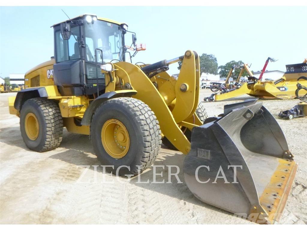 CAT 938M Radlader