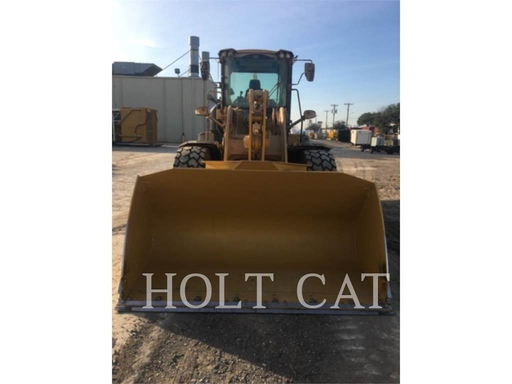 CAT 938M Radlader